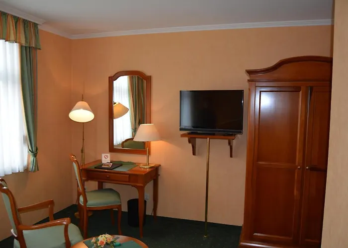 Alter Kutschenbauer - 3*